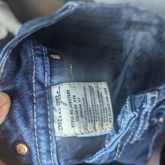 Miss Me Women's Blue Jeans - Picture 5 of 7